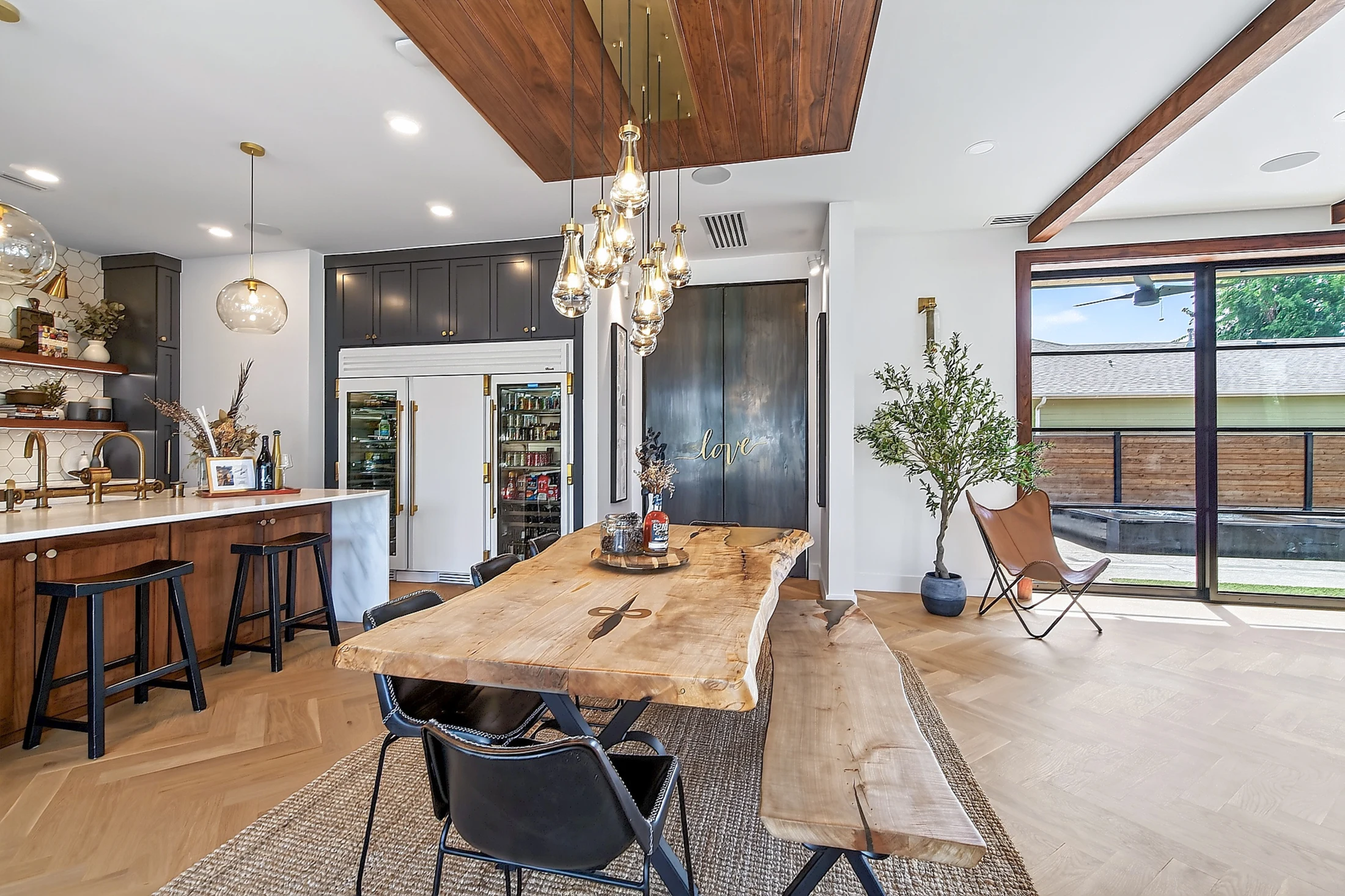 The South African marble kitchen island